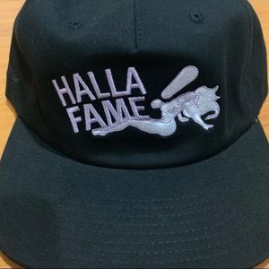 Halla fame SnapBack